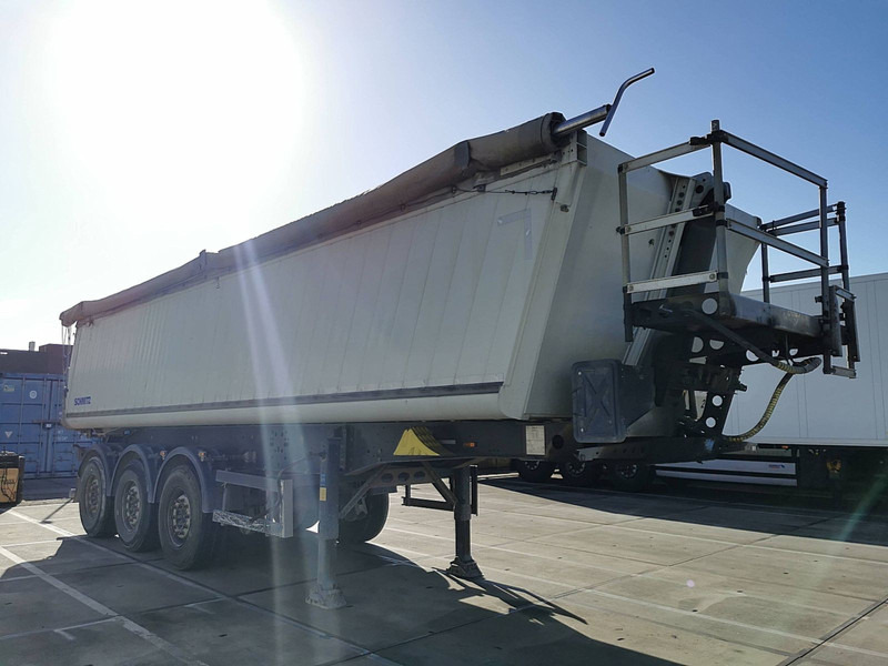 Schmitz Cargobull SGF*S3 - Tipper semi-trailer: picture 3 Schmitz Cargobull SGF*S3 - Tipper semi-trailer: picture 3