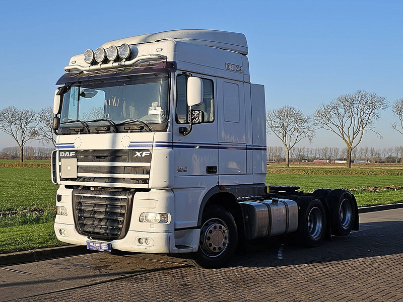 DAF XF 105.460 6X2 FTS SPACECAB - Tractor unit: picture 2 DAF XF 105.460 6X2 FTS SPACECAB - Tractor unit: picture 2