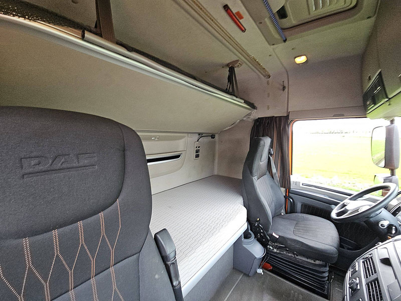 Tractor unit DAF XF 450: picture 14