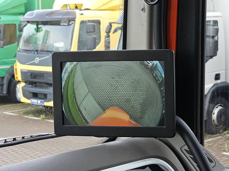 Tractor unit DAF XF 450: picture 12