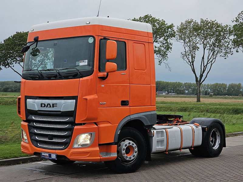 DAF XF 450 SPACECAB - Tractor unit: picture 2 DAF XF 450 SPACECAB - Tractor unit: picture 2