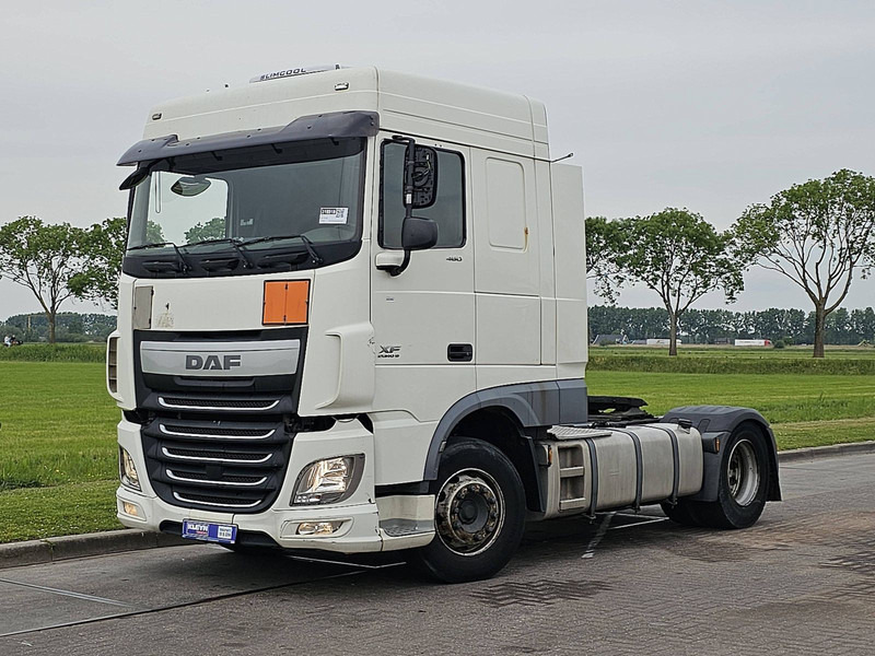 DAF XF 460 SPACECAB INTARDER - Tractor unit: picture 2 DAF XF 460 SPACECAB INTARDER - Tractor unit: picture 2