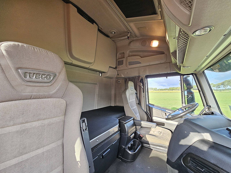 Tractor unit Iveco AS440S40 STRALIS LNG: picture 15