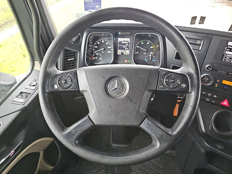 Leasing of Mercedes-Benz ACTROS 1848 LS Mercedes-Benz ACTROS 1848 LS: picture 13 Leasing of Mercedes-Benz ACTROS 1848 LS Mercedes-Benz ACTROS 1848 LS: picture 13