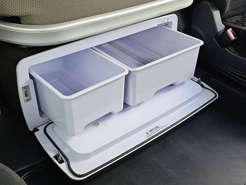 Tractor unit Scania R410 TL RETARDER 2X TANK: picture 15