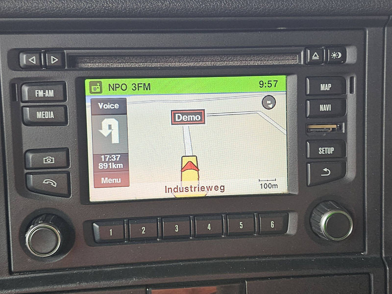 Tractor unit Scania R410 TL RETARDER 2X TANK: picture 13