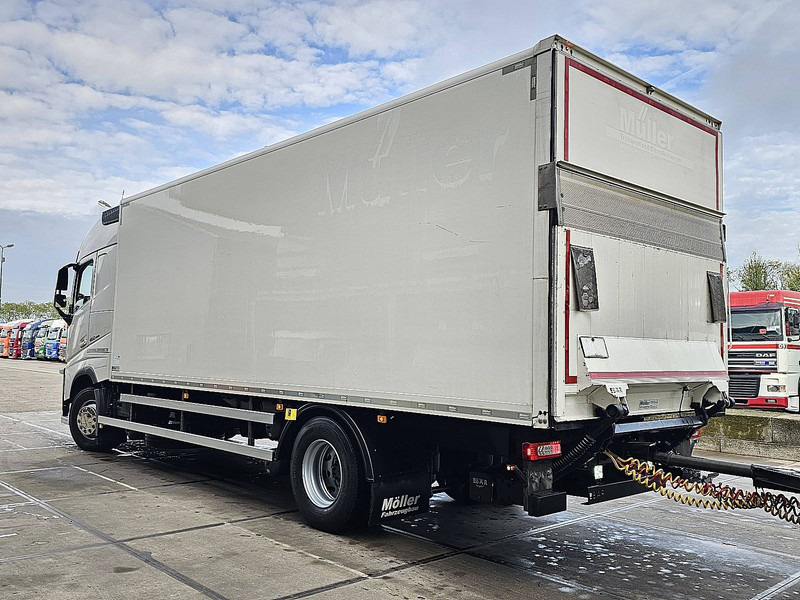 Box truck Volvo FH 460: picture 6