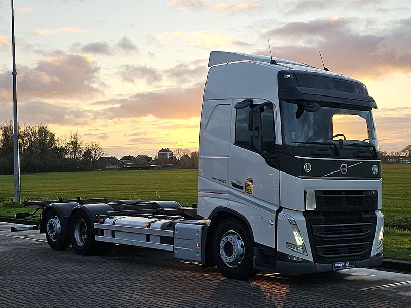 Volvo FH 460 - Container transporter/ Swap body truck: picture 5 Volvo FH 460 - Container transporter/ Swap body truck: picture 5