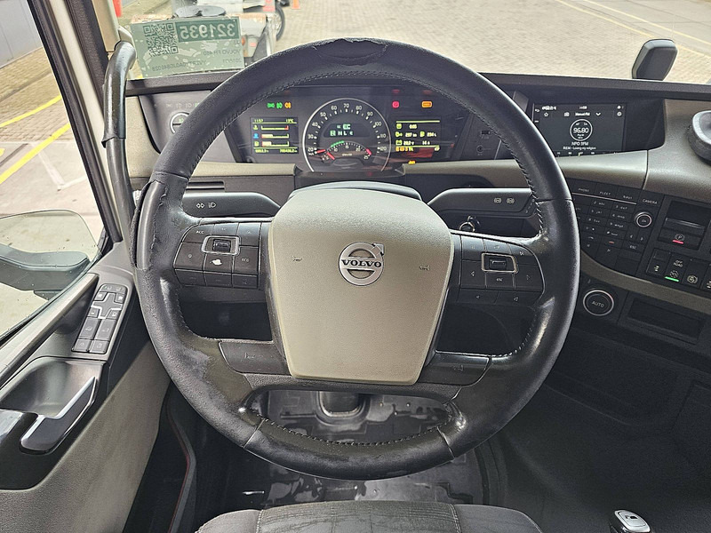 Box truck Volvo FH 460: picture 10