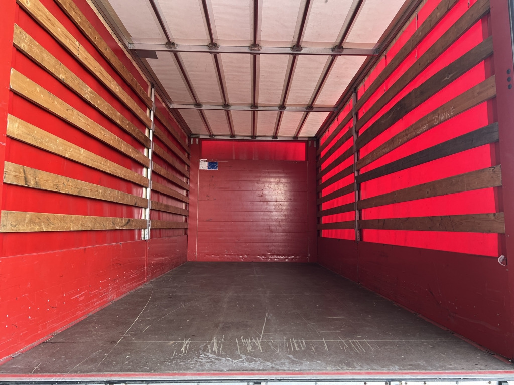 MAN TGL 8.250 Euro 6c Klimaaut. 5,7m +LBW Ori.146'km - Curtain side van: picture 5 MAN TGL 8.250 Euro 6c Klimaaut. 5,7m +LBW Ori.146'km - Curtain side van: picture 5