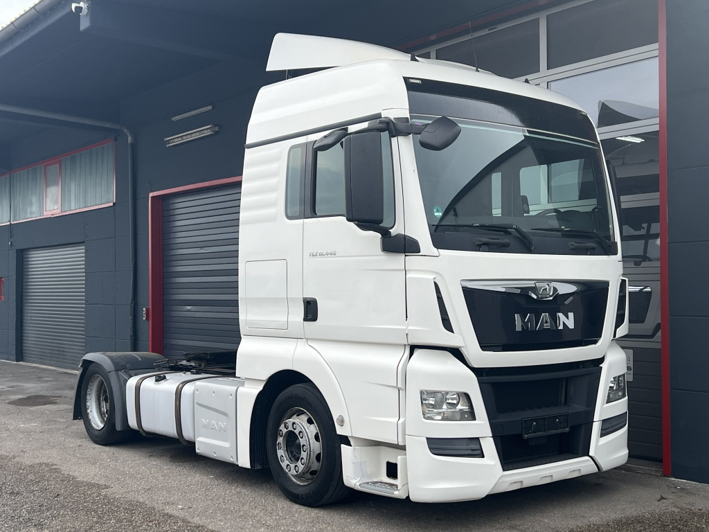 MAN TGX 18.440 Klimaautomatik Tempomat Motorbremse - Tractor unit: picture 1 MAN TGX 18.440 Klimaautomatik Tempomat Motorbremse - Tractor unit: picture 1