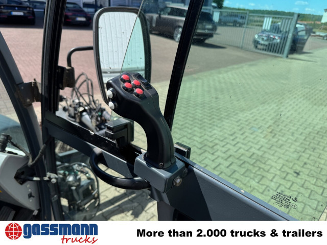 Hako Multicar Citymaster 2000 3B Kehrmaschine 4x2 - Road sweeper: picture 5 Hako Multicar Citymaster 2000 3B Kehrmaschine 4x2 - Road sweeper: picture 5