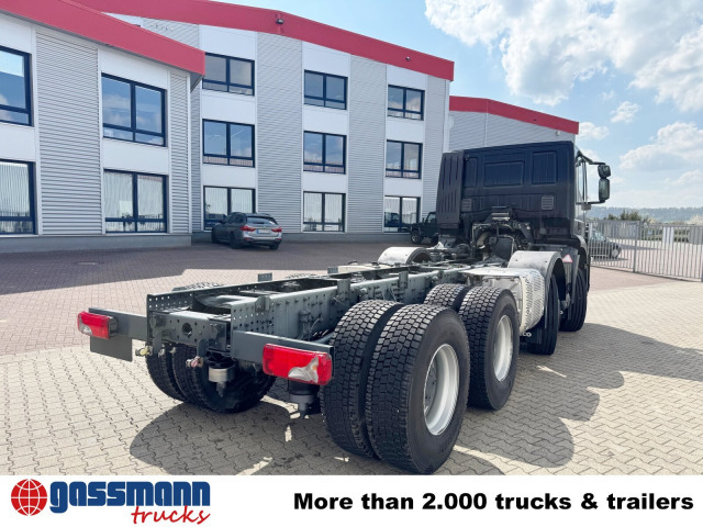 Cab chassis truck Iveco X-Way AD360X40Z/P 8x4: picture 10