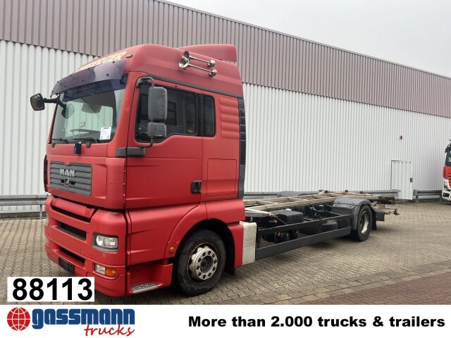 MAN TGA 18.320 4x2 LL, LBW faltbar - Container transporter/ Swap body truck: picture 1 MAN TGA 18.320 4x2 LL, LBW faltbar - Container transporter/ Swap body truck: picture 1