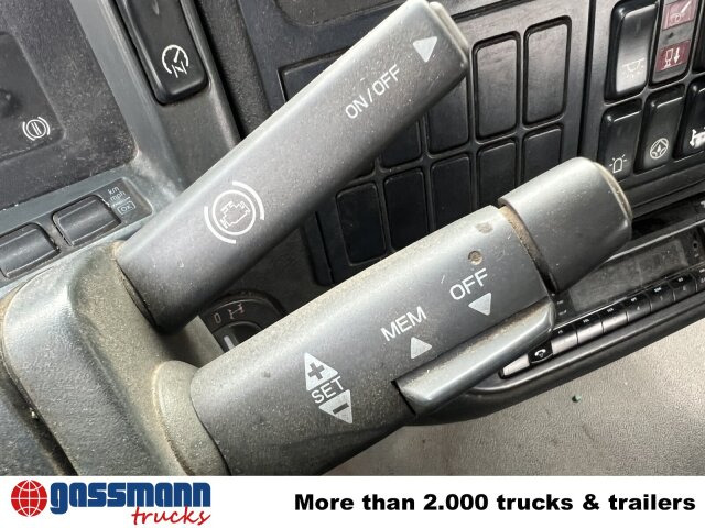 MAN TGA 26.410 6X2/4 BL, Vorlauf Lenk-Liftachse, - Skip loader truck: picture 4 MAN TGA 26.410 6X2/4 BL, Vorlauf Lenk-Liftachse, - Skip loader truck: picture 4