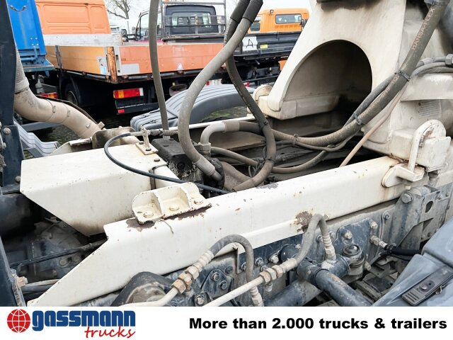Concrete mixer truck MAN TGA 35.360 8X4 BB, Betonmischer Karrena 10m³: picture 9