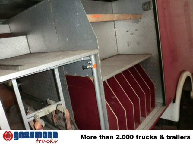 Mercedes-Benz LP 813 4x2 Löschfahrzeug mit Wasserbehälter - Fire truck: picture 2 Mercedes-Benz LP 813 4x2 Löschfahrzeug mit Wasserbehälter - Fire truck: picture 2