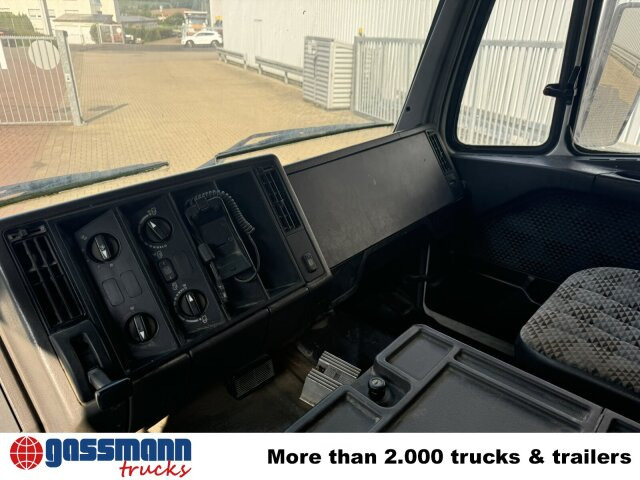 Mercedes-Benz SK 1827L 4x2 - Dropside/ Flatbed truck: picture 3 Mercedes-Benz SK 1827L 4x2 - Dropside/ Flatbed truck: picture 3