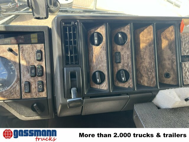 Dropside/ Flatbed truck Mercedes-Benz SK 2435 L 6x2, V8: picture 7