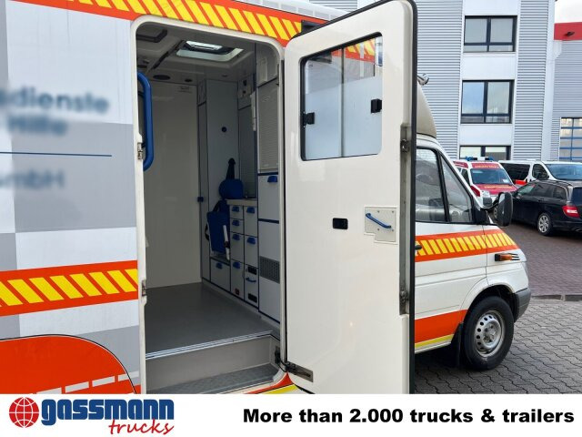 Panel van Mercedes-Benz Sprinter 313 CDI 4x2, Rettungswagen: picture 10