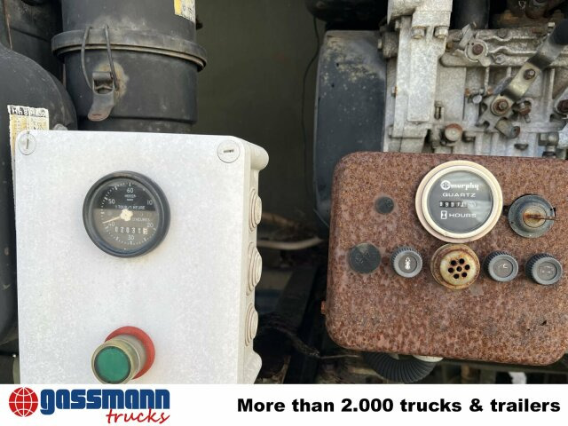 Renault Midliner S170 4x4, 6000l Wassertank - Tank truck: picture 2 Renault Midliner S170 4x4, 6000l Wassertank - Tank truck: picture 2