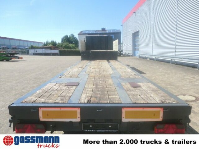 Schwarzmüller STP 3/ZV-N, 3-Achse nachlaufgelenkt, mit 6x - Low loader semi-trailer: picture 4 Schwarzmüller STP 3/ZV-N, 3-Achse nachlaufgelenkt, mit 6x - Low loader semi-trailer: picture 4