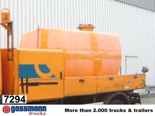 Spülaufbau DA22, 5.000 ltr. Tank mit Pumpe - Road sweeper: picture 1 Spülaufbau DA22, 5.000 ltr. Tank mit Pumpe - Road sweeper: picture 1