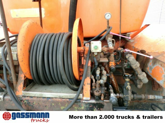 Spülaufbau DA22, 5.000 ltr. Tank mit Pumpe - Road sweeper: picture 4 Spülaufbau DA22, 5.000 ltr. Tank mit Pumpe - Road sweeper: picture 4