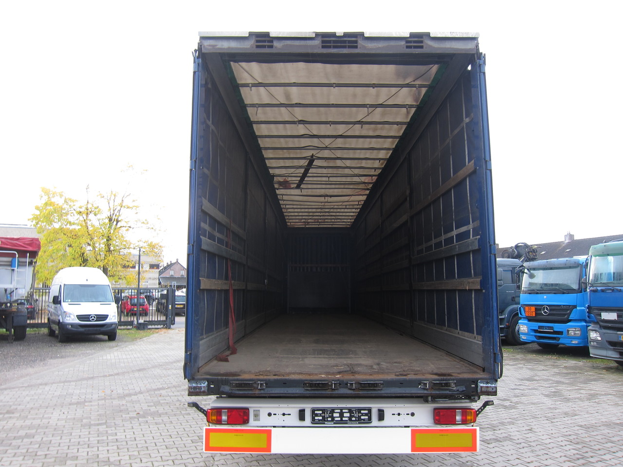 Curtainsider trailer KRONE SD MegaLiner Liftaxle BPW Disc: picture 10