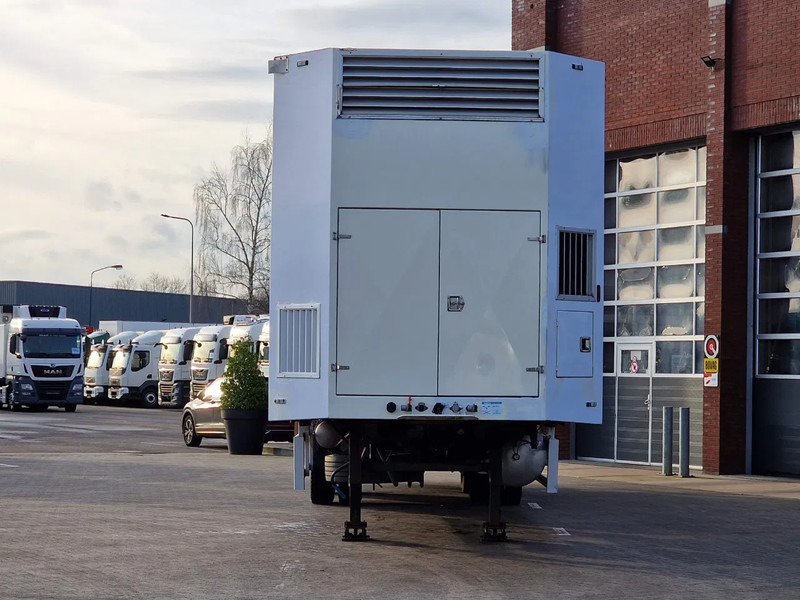 GS Meppel Ravenhorst - Chicken Transport - Frigo/Conditioned - Loadlift -Steering axle - Livestock semi-trailer: picture 2 GS Meppel Ravenhorst - Chicken Transport - Frigo/Conditioned - Loadlift -Steering axle - Livestock semi-trailer: picture 2