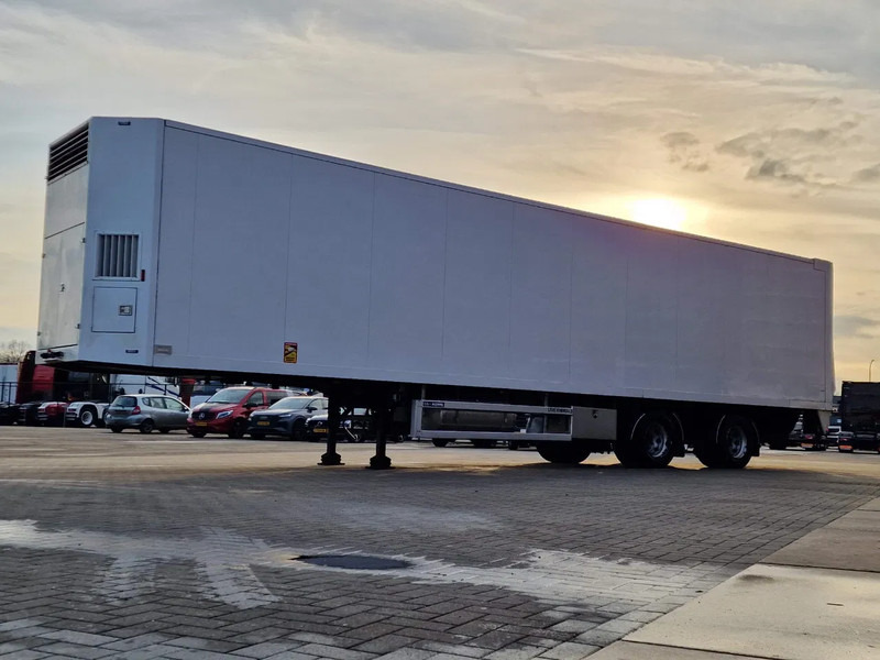 GS Meppel Ravenhorst - Chicken Transport - Frigo/Conditioned - Loadlift -Steering axle - Livestock semi-trailer: picture 3 GS Meppel Ravenhorst - Chicken Transport - Frigo/Conditioned - Loadlift -Steering axle - Livestock semi-trailer: picture 3