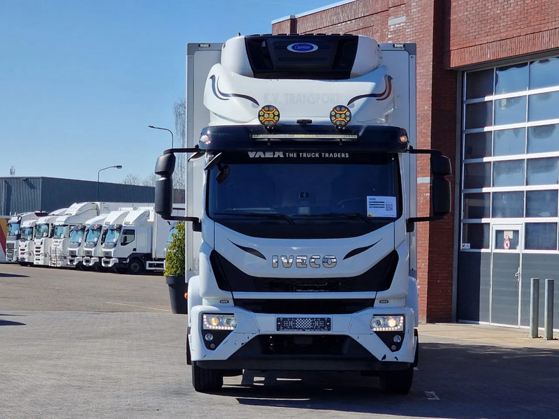 Iveco EuroCargo 180 320 Frigo Carrier supra 850 nordic - Loadlift - Low KM - Camera - Refrigerator truck: picture 2 Iveco EuroCargo 180 320 Frigo Carrier supra 850 nordic - Loadlift - Low KM - Camera - Refrigerator truck: picture 2
