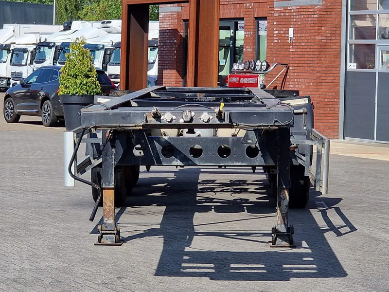Latre Chassis - 3 axle BPW - Drum brakes - Container transporter/ Swap body semi-trailer: picture 2 Latre Chassis - 3 axle BPW - Drum brakes - Container transporter/ Swap body semi-trailer: picture 2
