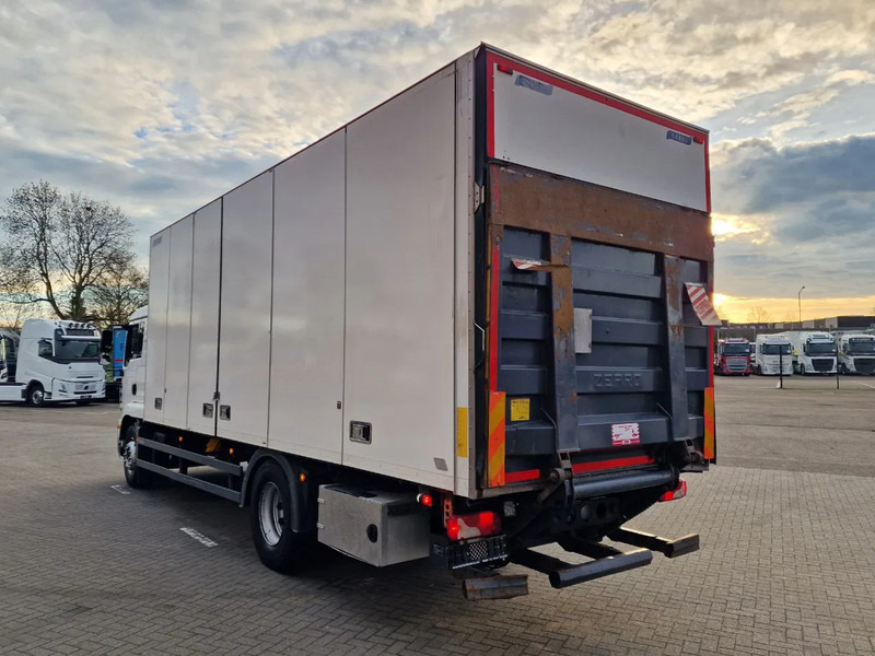 MAN TGM 18.340 4x2 - Sleepercab - Box with sidedoors - Loadlift - Full air - Euro 6 - Automatic - Box truck: picture 5 MAN TGM 18.340 4x2 - Sleepercab - Box with sidedoors - Loadlift - Full air - Euro 6 - Automatic - Box truck: picture 5