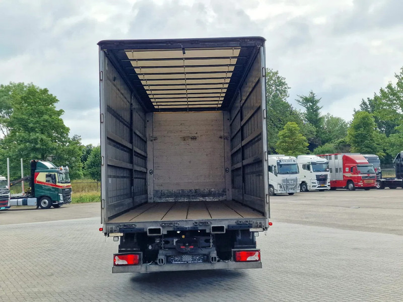Curtainsider truck Scania R410 Highline 6x2 - Curtain sider - Retarder - Night clima - Forklift connection: picture 8
