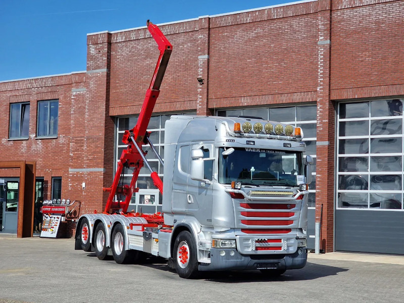 Scania R490 8x4*4 - HIAB XR24SL58 24T hooklift - Euro 6 - Full air - Steering axle - Hook lift truck: picture 1 Scania R490 8x4*4 - HIAB XR24SL58 24T hooklift - Euro 6 - Full air - Steering axle - Hook lift truck: picture 1