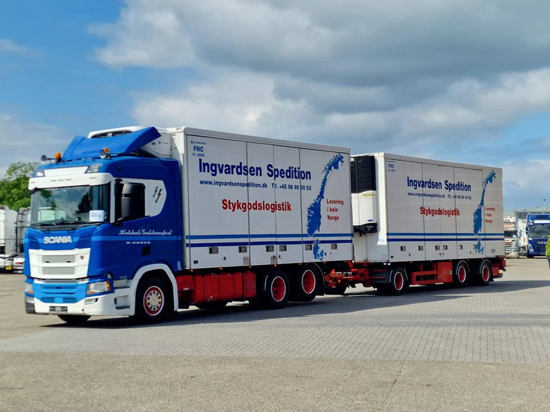 Scania R500 NGS B6X2NB / Trailer-Bygg 12-2004 / Frigobox Sidedoors / Rohrbahen / hooks - Refrigerator truck: picture 3 Scania R500 NGS B6X2NB / Trailer-Bygg 12-2004 / Frigobox Sidedoors / Rohrbahen / hooks - Refrigerator truck: picture 3