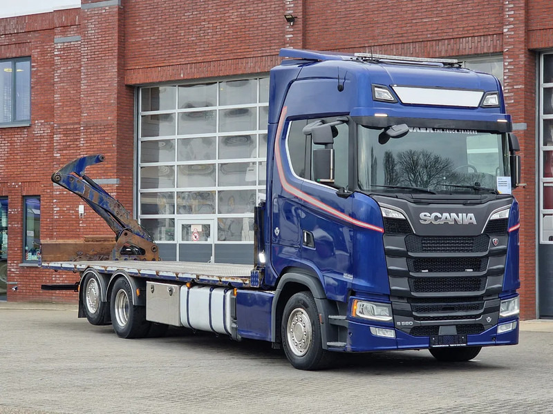 Scania S580 V8 NGS Highline 6x2*4 - Side loader Container - Full air - Steering axle - Retarder - Skip loader truck: picture 1 Scania S580 V8 NGS Highline 6x2*4 - Side loader Container - Full air - Steering axle - Retarder - Skip loader truck: picture 1