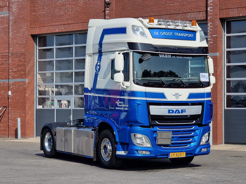 DAF XF 460 SuperSpaceCab 4x2 - ADR/VLG - Leather - Alloy wheels - Tractor unit: picture 1 DAF XF 460 SuperSpaceCab 4x2 - ADR/VLG - Leather - Alloy wheels - Tractor unit: picture 1