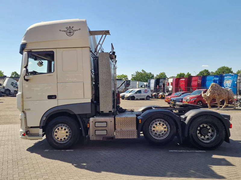 DAF XF 480 6x2/4 SuperSpaceCab - Retarder - Night clima - Navi -Sliding 5th wheel - Tractor unit: picture 4 DAF XF 480 6x2/4 SuperSpaceCab - Retarder - Night clima - Navi -Sliding 5th wheel - Tractor unit: picture 4