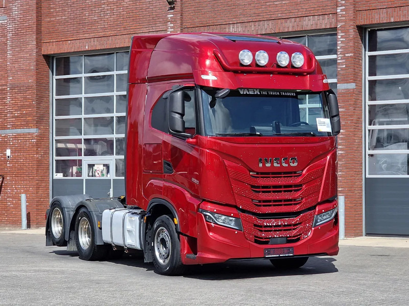 Iveco S-WAY 570 6x2 - Retarder - Full air - 3.20 WB - Navi - Tractor unit: picture 1 Iveco S-WAY 570 6x2 - Retarder - Full air - 3.20 WB - Navi - Tractor unit: picture 1