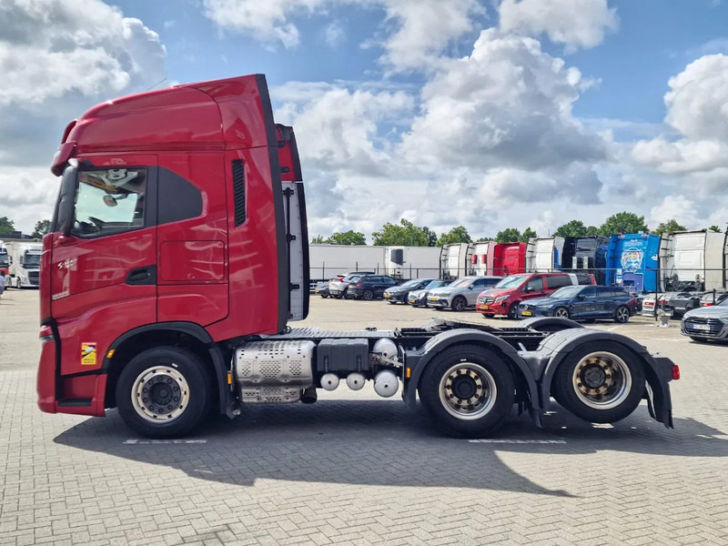 Iveco S-WAY 570 6x2 - Retarder - Full air - 3.20 WB - Navi - Tractor unit: picture 4 Iveco S-WAY 570 6x2 - Retarder - Full air - 3.20 WB - Navi - Tractor unit: picture 4