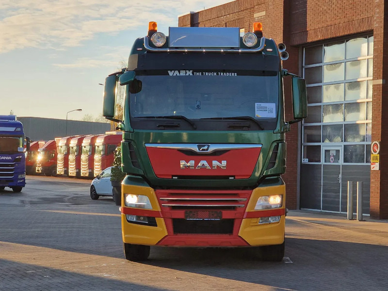 MAN TGX 26.500 6x4 XLX - PTO/Hydraulic - 3.30 - AS Tronic - Euro 6 - Tractor unit: picture 2 MAN TGX 26.500 6x4 XLX - PTO/Hydraulic - 3.30 - AS Tronic - Euro 6 - Tractor unit: picture 2