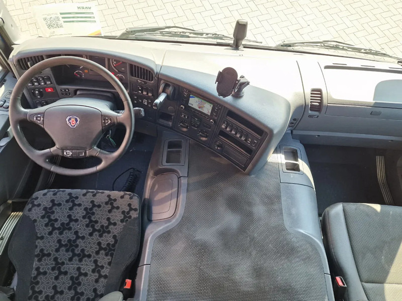 Tractor unit Scania P410 LA4x2MNA: picture 13