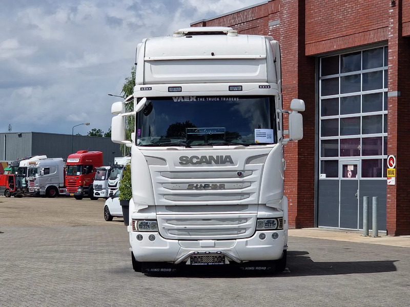 Scania R490 Topline 6x2/4 - Retarder - Night clima - Leather - Full air - Alloy wheels - Tractor unit: picture 2 Scania R490 Topline 6x2/4 - Retarder - Night clima - Leather - Full air - Alloy wheels - Tractor unit: picture 2