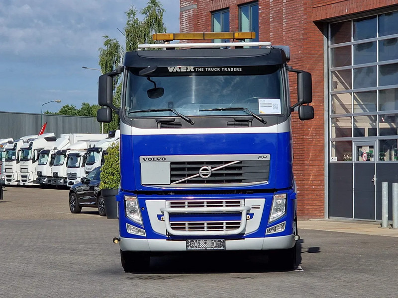 Volvo FH 13.520 Low roof 6x2 - Retarder - Steel/air - PTO/Hydraulic - I shift - - Tractor unit: picture 2 Volvo FH 13.520 Low roof 6x2 - Retarder - Steel/air - PTO/Hydraulic - I shift - - Tractor unit: picture 2