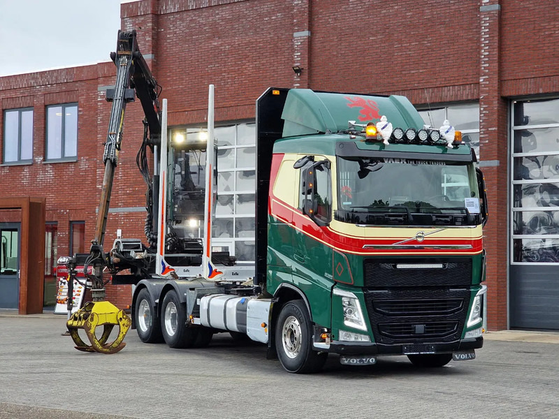 Volvo FH 13.540 6x4 - HIAB / Loglift F125Z 80 Crane - Krane - Grua year 2019 - Timber truck, Crane truck: picture 2 Volvo FH 13.540 6x4 - HIAB / Loglift F125Z 80 Crane - Krane - Grua year 2019 - Timber truck, Crane truck: picture 2