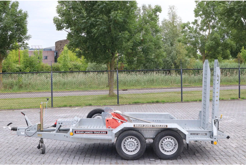 Brian James DIGGER PLANT 2700 KG | TANDEM AXLE | MACHINE TRANSPORT - Dropside/ Flatbed trailer: picture 1 Brian James DIGGER PLANT 2700 KG | TANDEM AXLE | MACHINE TRANSPORT - Dropside/ Flatbed trailer: picture 1