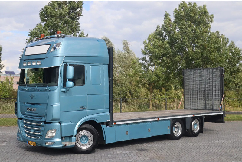 DAF XF 460 | 6X2 | MACHINE TRANSPORT | TUV 7-26 | EURO 6 - Autotransporter truck: picture 1 DAF XF 460 | 6X2 | MACHINE TRANSPORT | TUV 7-26 | EURO 6 - Autotransporter truck: picture 1