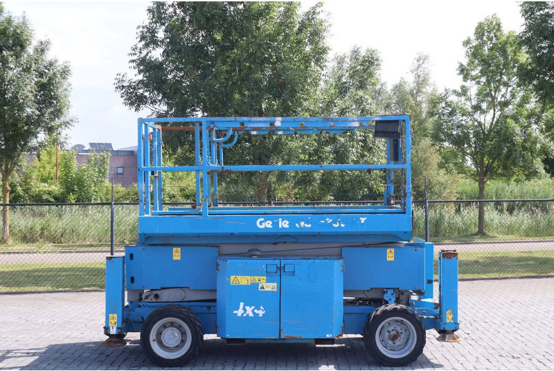 Genie GS-3369 RT | 12 METER | 454 kg - Scissor lift: picture 1 Genie GS-3369 RT | 12 METER | 454 kg - Scissor lift: picture 1